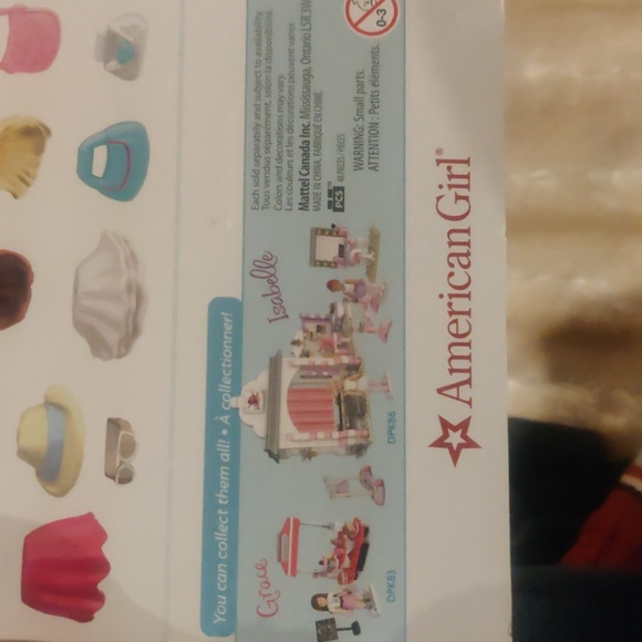 American Girl Mega blocks Uptown Style Collection 48 Pieces - Picture 6 of 6